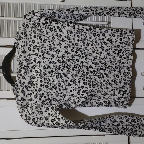 Zara Girls longsleeve top Size 13-14 - Picture 2 of 2